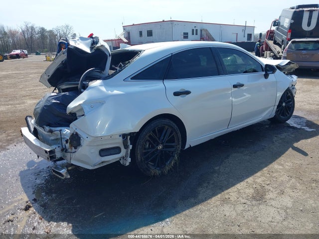 44758876 :رقم المزاد ، 4T1JZ1FB6NU083910 vin ، 2022 Toyota Avalon Xle مزاد بيع