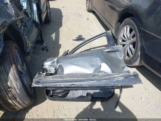 44758946 :رقم المزاد ، WA1BFCFS4FR001099 vin ، 2015 Audi Q3 2.0t Premium Plus مزاد بيع