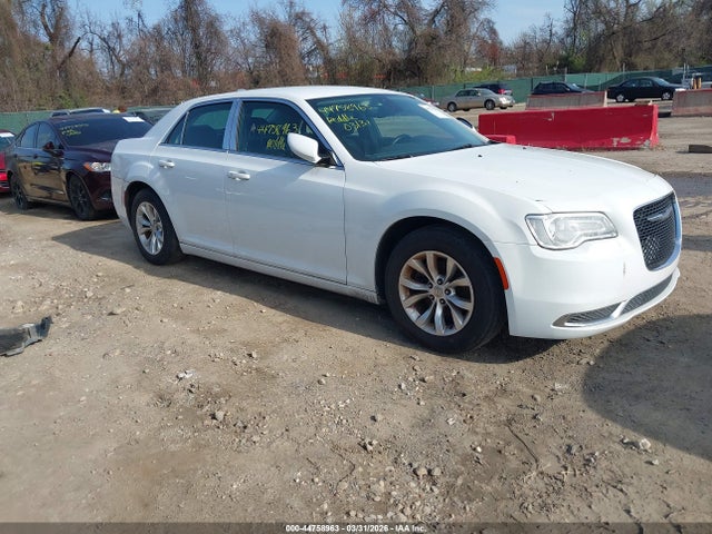 2015 CHRYSLER 300 2C3CCAAG6FH786627