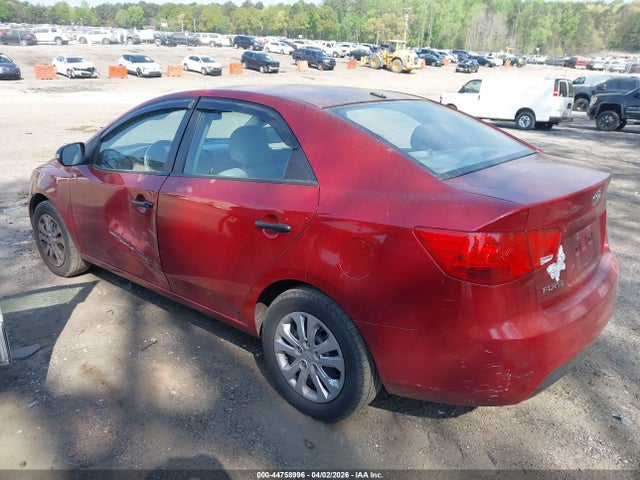 2010 KIA FORTE KNAFU4A26A5063904 Photo 2