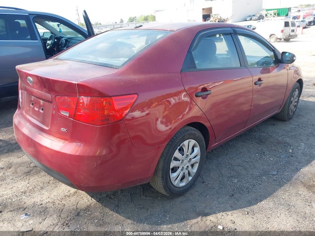 2010 KIA FORTE KNAFU4A26A5063904 Photo 3