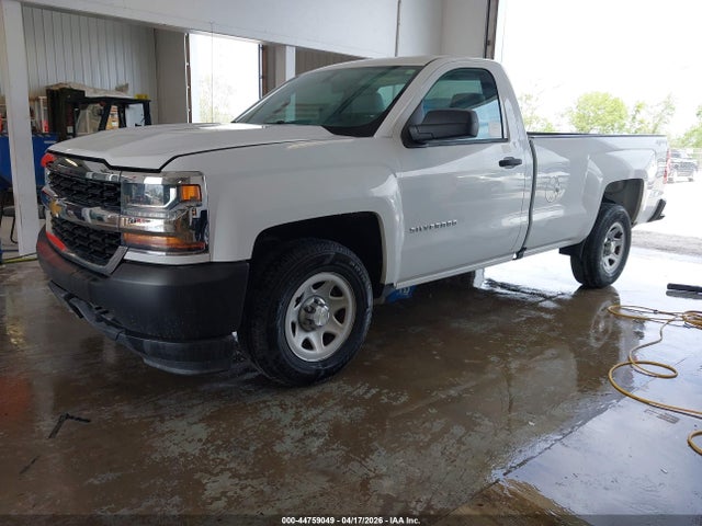 2018 CHEVROLET SILVERADO 1500 1GCNKNEH8JZ117169 Photo 1