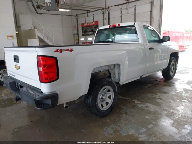 2018 CHEVROLET SILVERADO 1500 1GCNKNEH8JZ117169 Photo 3