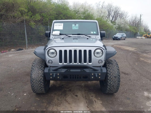 1C4HJWEG5HL526627 Jeep Wrangler Unlimited Sahara 4x4
