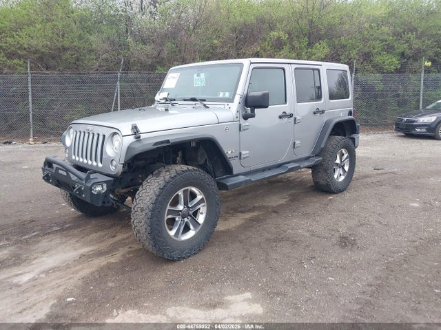 1C4HJWEG5HL526627 Jeep Wrangler Unlimited Sahara 4x4