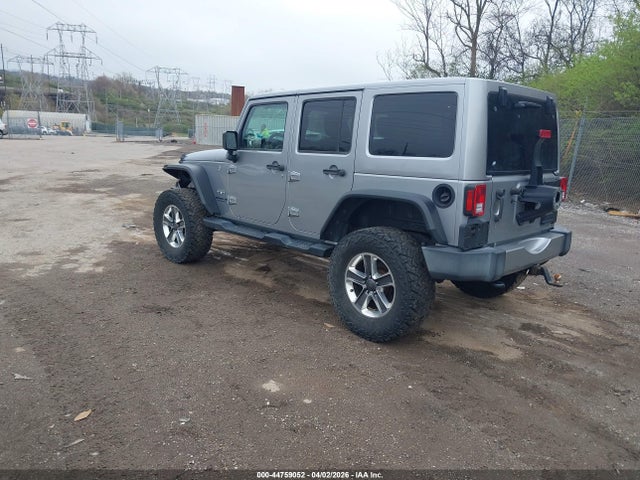 1C4HJWEG5HL526627 Jeep Wrangler Unlimited Sahara 4x4