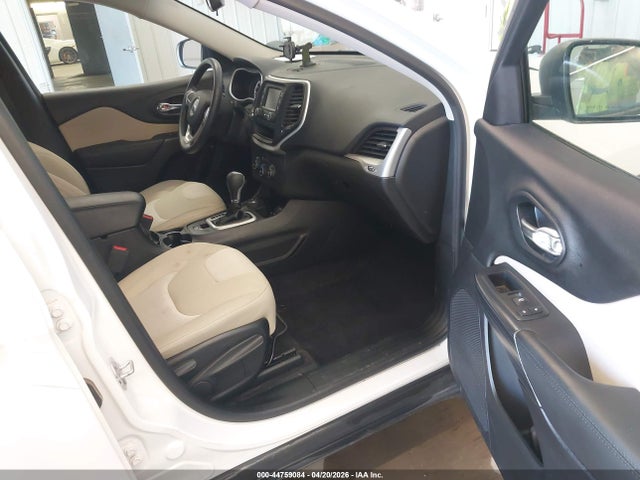 2017 JEEP CHEROKEE 1C4PJMAB8HW543303 Photo 4