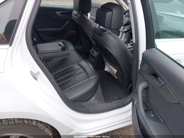 44759091 :رقم المزاد ، WAUENAF46KA045249 vin ، 2019 Audi A4 45 Premium مزاد بيع