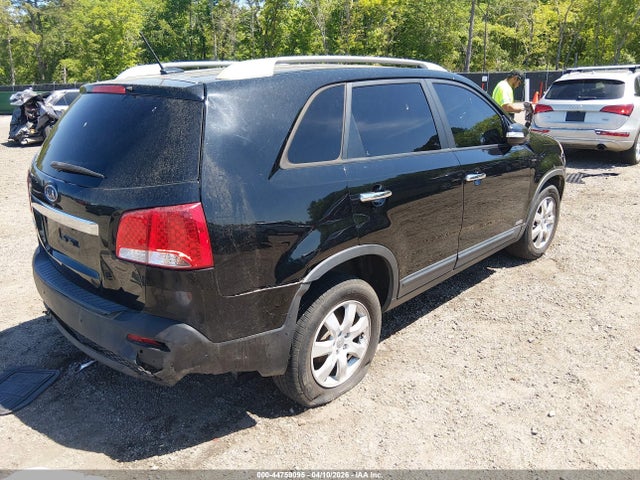 2013 Kia Sorento Lx V6 მანქანა იყიდება აუქციონზე, vin: 5XYKTDA29DG316486, აუქციონის ნომერი: 44759095