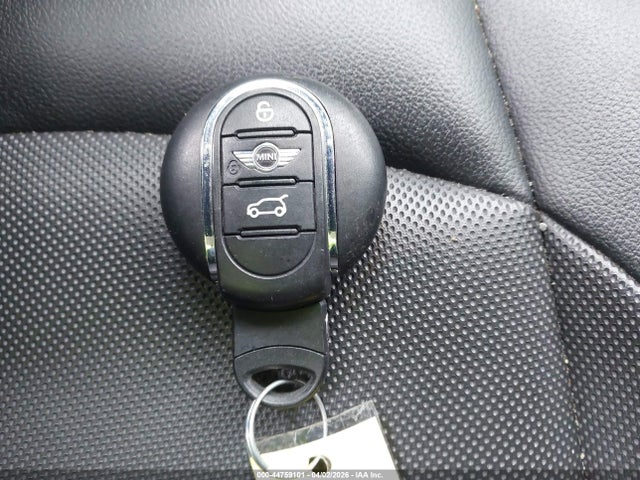 Mini Clubman Cooper 2016 WMWLN5C51G2E29746 Image 11