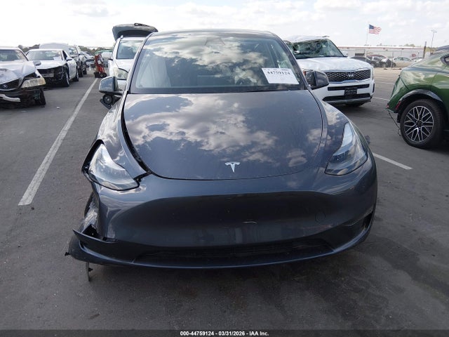 Продаж на аукціоні авто 2023 Tesla Model Y Awd/long Range Dual Motor All-wheel Drive, vin: 7SAYGDEE4PF759789, номер лоту: 44759124