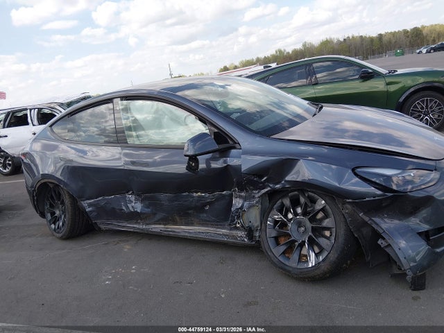 Продаж на аукціоні авто 2023 Tesla Model Y Awd/long Range Dual Motor All-wheel Drive, vin: 7SAYGDEE4PF759789, номер лоту: 44759124