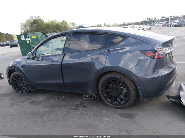Продаж на аукціоні авто 2023 Tesla Model Y Awd/long Range Dual Motor All-wheel Drive, vin: 7SAYGDEE4PF759789, номер лоту: 44759124