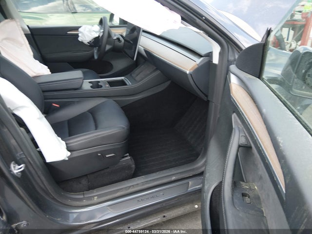 Продаж на аукціоні авто 2023 Tesla Model Y Awd/long Range Dual Motor All-wheel Drive, vin: 7SAYGDEE4PF759789, номер лоту: 44759124
