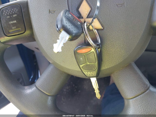 2007 MITSUBISHI RAIDER 1Z7HC28K37S217315 Photo 10