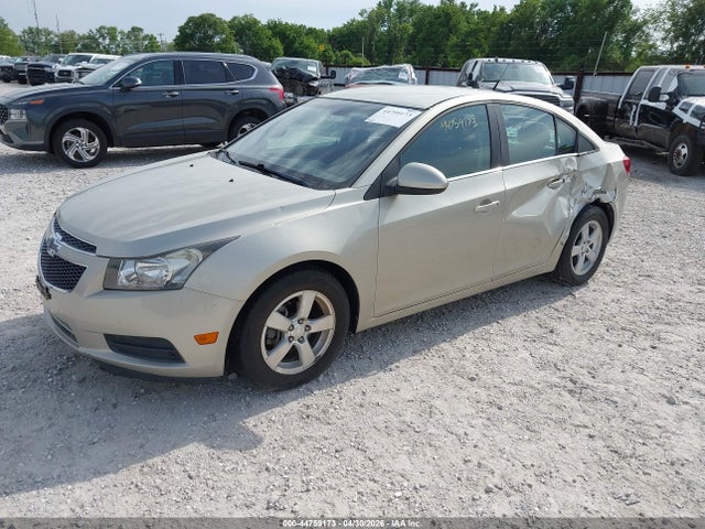 Chevrolet Cruze 1lt Auto 2014 1G1PC5SB7E7313815 Image 2
