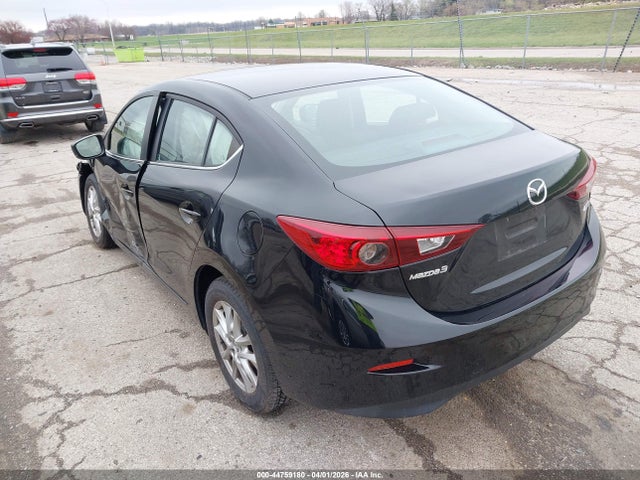 44759180 :رقم المزاد ، 3MZBN1U75JM214842 vin ، 2018 Mazda Mazda3 Sport مزاد بيع
