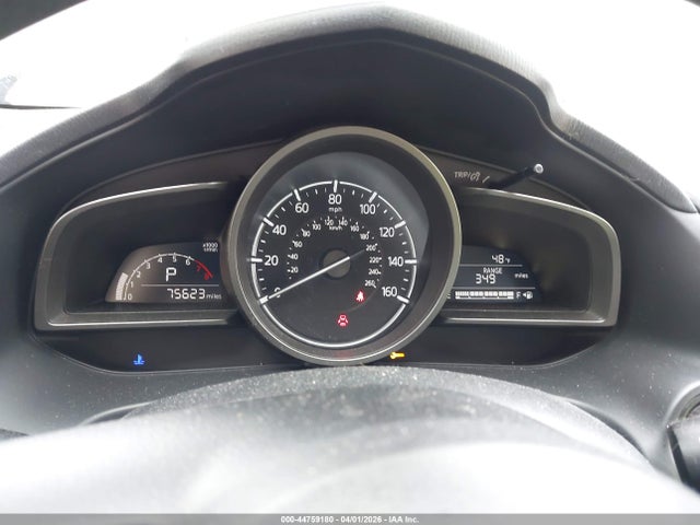 44759180 :رقم المزاد ، 3MZBN1U75JM214842 vin ، 2018 Mazda Mazda3 Sport مزاد بيع