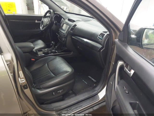5XYKUDA70FG628191 KIA Sorento Ex V6