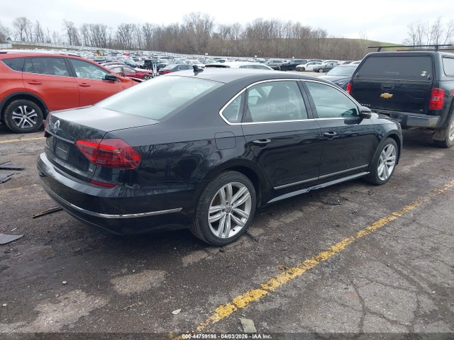 Продаж на аукціоні авто 2018 Volkswagen Passat 2.0t Sel Premium, vin: 1VWCA7A36JC003641, номер лоту: 44759198