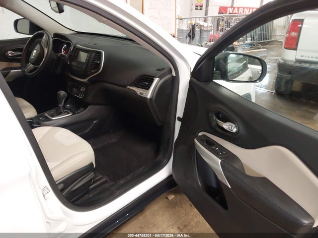 2017 JEEP CHEROKEE 1C4PJMAB2HW579407 Photo 4