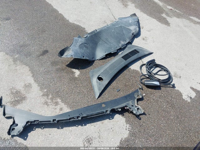 2022 Tesla Model 3 Rear-wheel Drive მანქანა იყიდება აუქციონზე, vin: 5YJ3E1EA0NF326900, აუქციონის ნომერი: 44759231