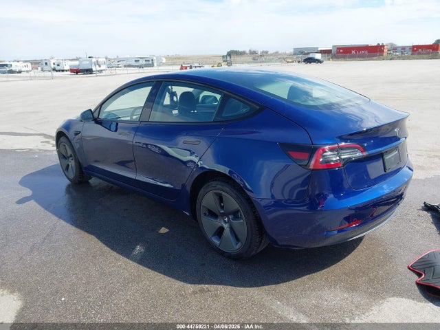 2022 Tesla Model 3 Rear-wheel Drive მანქანა იყიდება აუქციონზე, vin: 5YJ3E1EA0NF326900, აუქციონის ნომერი: 44759231