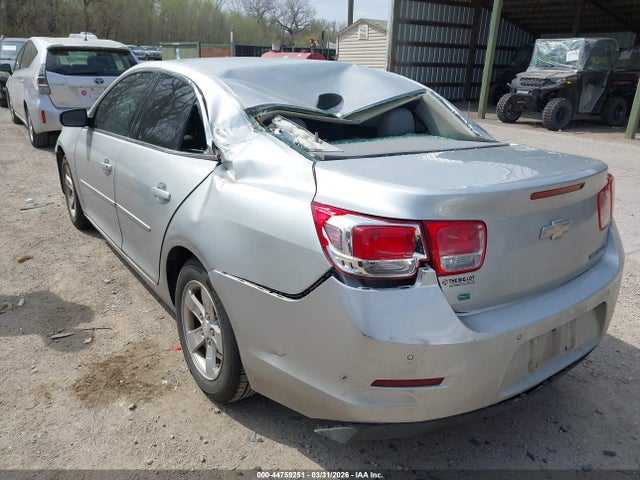 2015 CHEVROLET MALIBU 1G11B5SL8FF286097 Photo 2