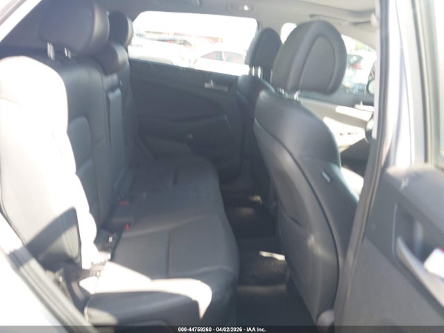 Продаж на аукціоні авто 2018 Hyundai Tucson Limited, vin: KM8J33A28JU822516, номер лоту: 44759260