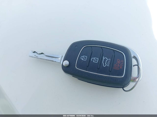 KM8J23A45JU651440 Hyundai TUCSON SE