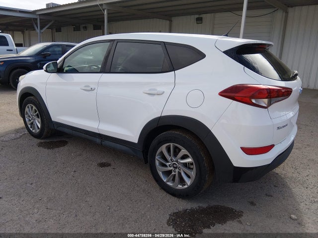 KM8J23A45JU651440 Hyundai TUCSON SE