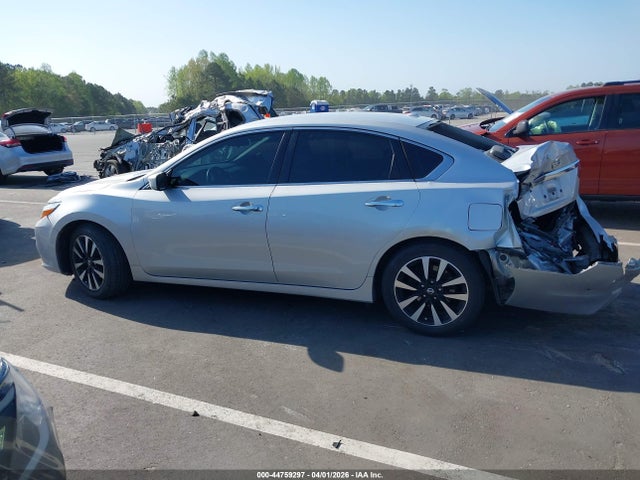 Продажа на аукционе авто 2018 Nissan Altima 2.5 Sv, vin: 1N4AL3AP7JC197697, номер лота: 44759297