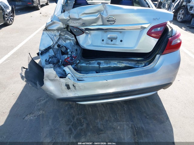 Продажа на аукционе авто 2018 Nissan Altima 2.5 Sv, vin: 1N4AL3AP7JC197697, номер лота: 44759297