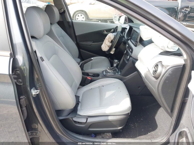 44759304 :رقم المزاد ، KM8K3CA50LU576207 vin ، 2020 Hyundai Kona Limited مزاد بيع