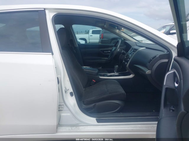 Nissan Altima 2.5 S 2015 1N4AL3AP3FC499639 Image 5