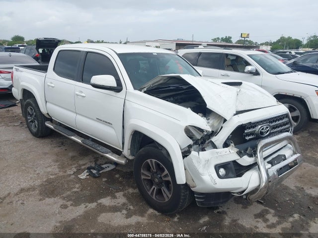 2017 TOYOTA TACOMA 5TFAZ5CN7HX039024