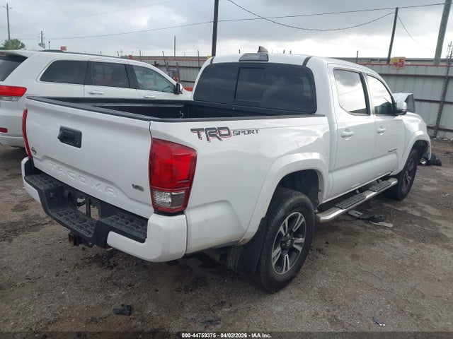2017 TOYOTA TACOMA 5TFAZ5CN7HX039024 Photo 3