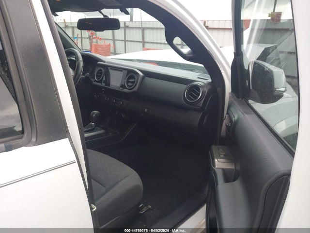 2017 TOYOTA TACOMA 5TFAZ5CN7HX039024 Photo 4