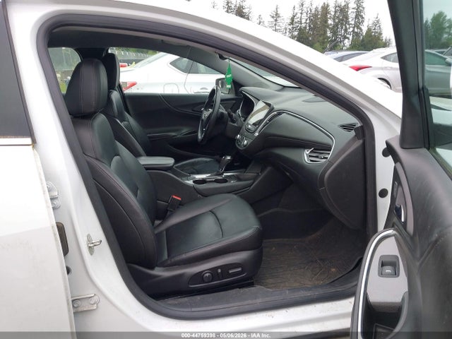 1G1ZE5ST2HF236163 Chevrolet MALIBU 1LT