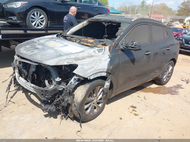 44759439 :رقم المزاد ، KL4MMFSL3MB129788 vin ، 2021 Buick Encore Gx Fwd Essence مزاد بيع