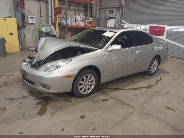 2004 Lexus Es 330 მანქანა იყიდება აუქციონზე, vin: JTHBA30G445045793, აუქციონის ნომერი: 44759449