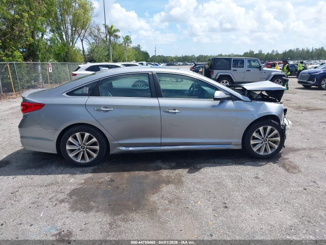 2017 Hyundai Sonata Sport მანქანა იყიდება აუქციონზე, vin: 5NPE34AF3HH567681, აუქციონის ნომერი: 44759460