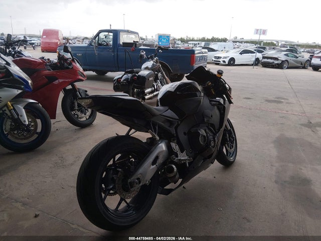 44759485 :رقم المزاد ، JH2SC7717JK101010 vin ، 2018 Honda Cbr1000 Rr مزاد بيع