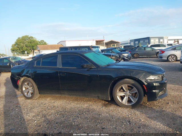 2016 Dodge Charger Sxt მანქანა იყიდება აუქციონზე, vin: 2C3CDXHGXGH266227, აუქციონის ნომერი: 44759555
