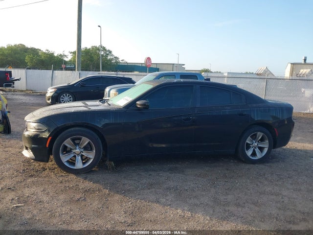 2016 Dodge Charger Sxt მანქანა იყიდება აუქციონზე, vin: 2C3CDXHGXGH266227, აუქციონის ნომერი: 44759555