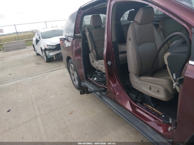5FNRL6H75JB056067 Honda Odyssey Ex-l