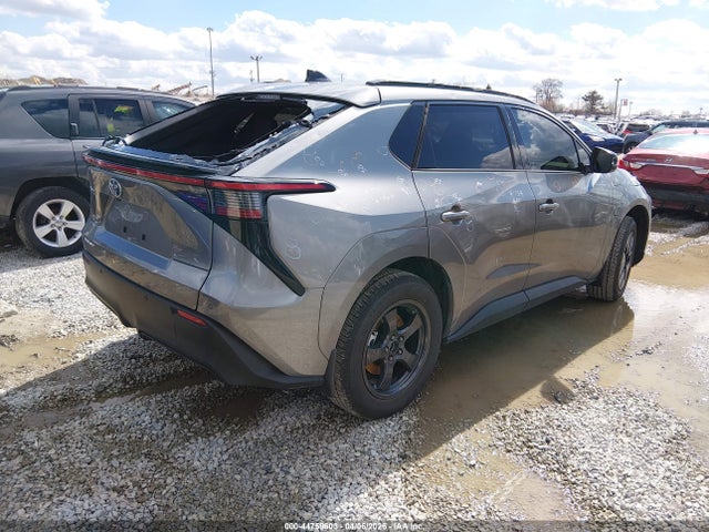44759603 :رقم المزاد ، JTMBDAFB6TJ017136 vin ، 2026 Toyota Bz Xle مزاد بيع