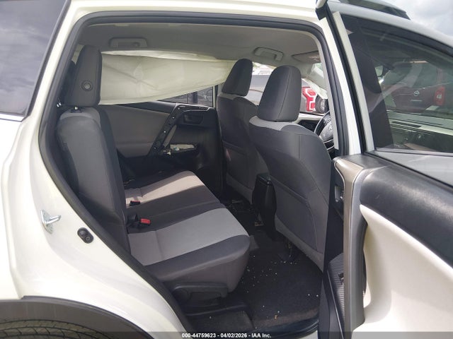 44759623 :رقم المزاد ، JTMZFREVXEJ008834 vin ، 2014 Toyota Rav4 Le مزاد بيع