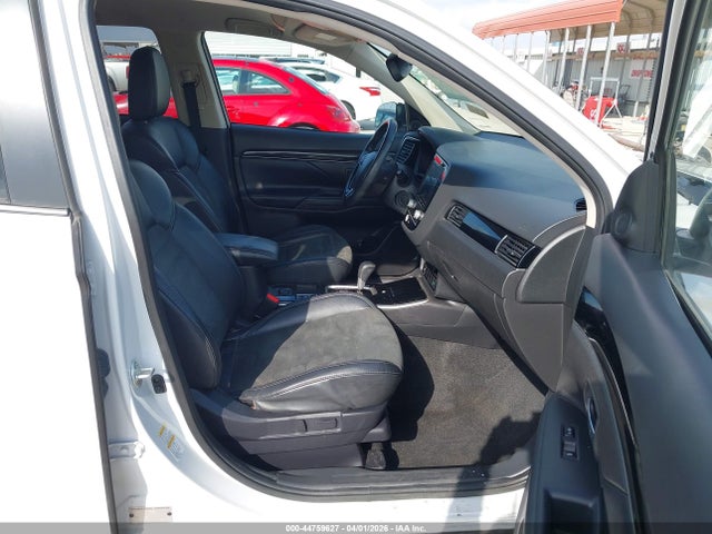 44759627 :رقم المزاد ، JA4AD3A38LZ011616 vin ، 2020 Mitsubishi Outlander Se 2.4 مزاد بيع