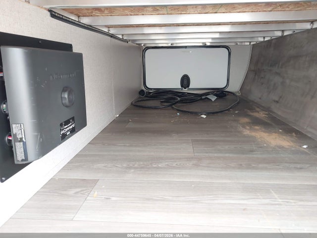 2019 Coleman Travel Trailer მანქანა იყიდება აუქციონზე, vin: 4YDT25127KM931964, აუქციონის ნომერი: 44759645